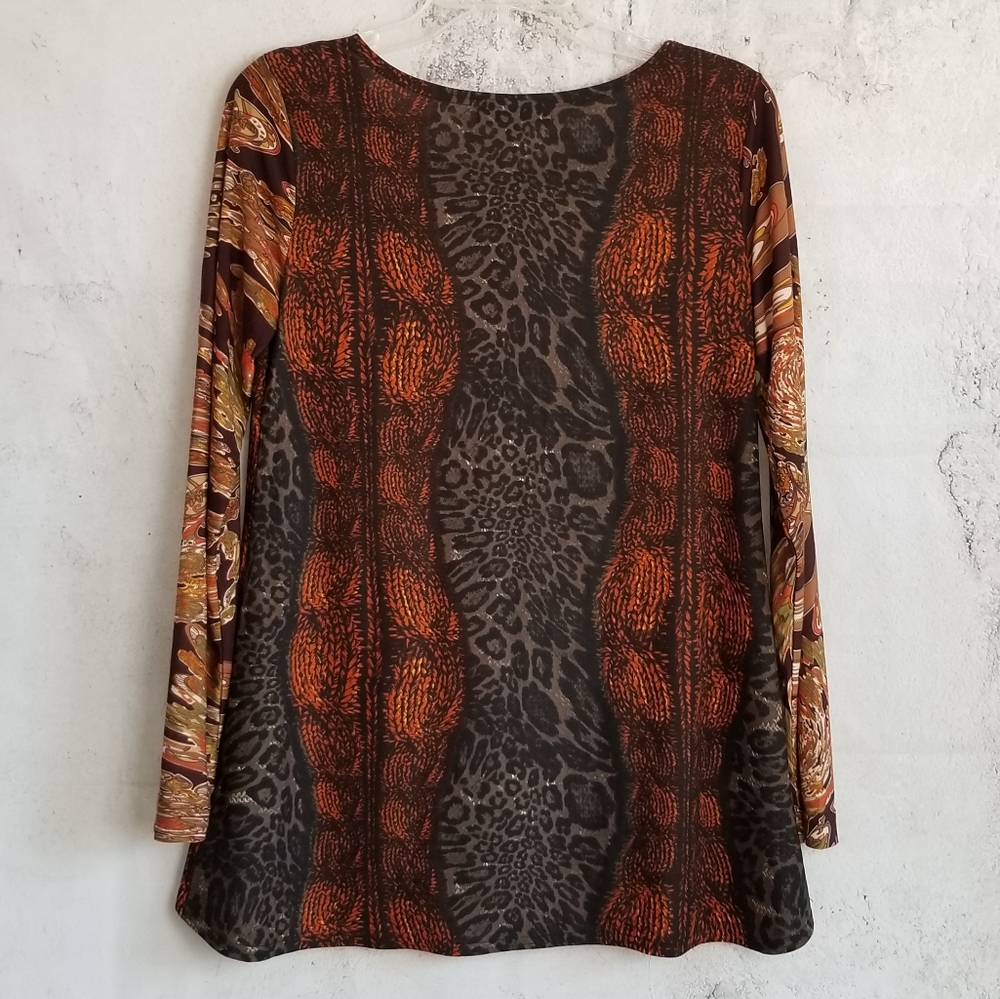 Max & Rina Long Sleeve - Picture 2 of 5